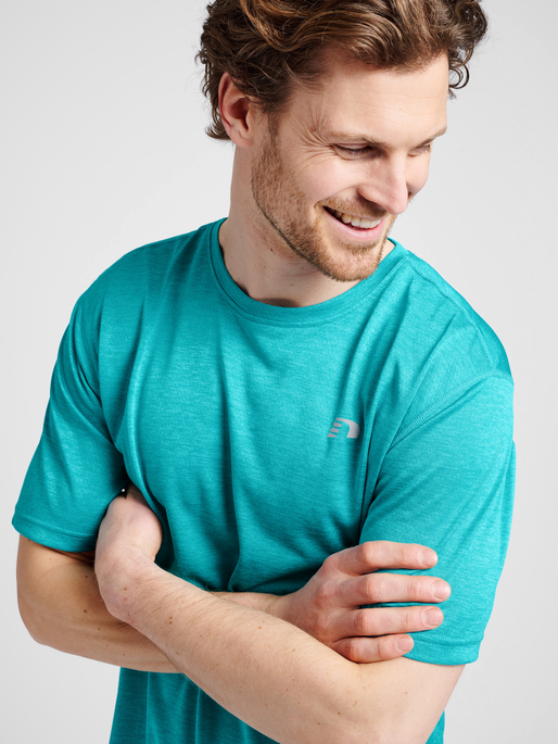 MEN STATEMENT T-SHIRT S/S, 7454, model