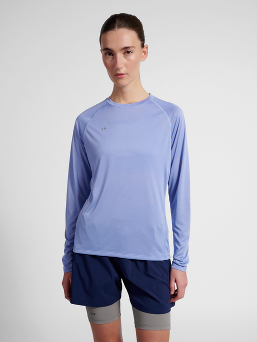 nwlBEAT W T-SHIRT L/S, ACTIVE BLUE, model
