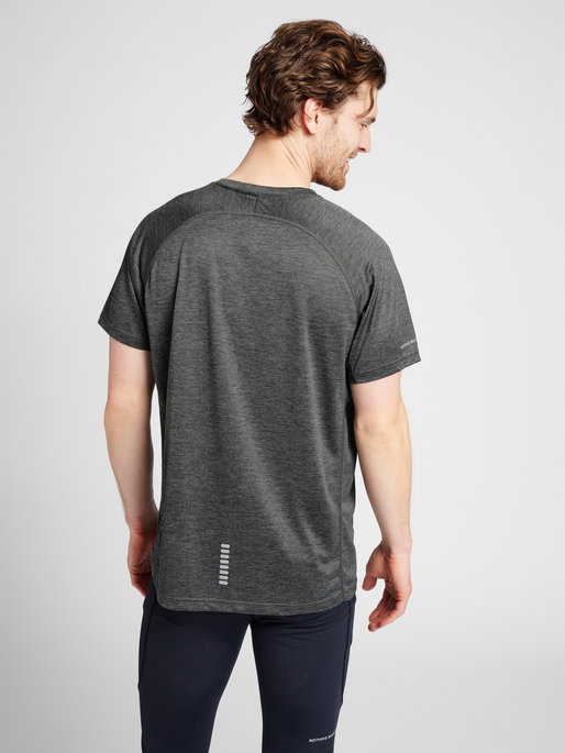 MEN RUNNING T-SHIRT S/S, 2130, model