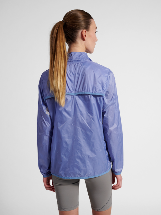 nwlPACKABLE TRAIL W JACKET, ACTIVE BLUE, model