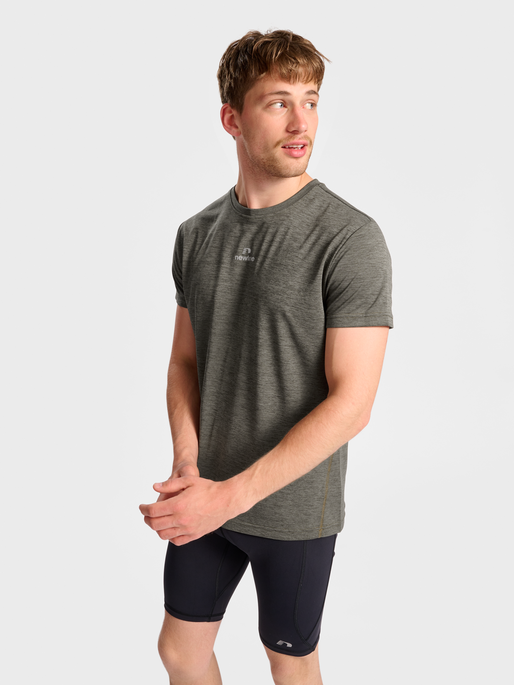 nwlPACE MELANGE TEE, 1166, model